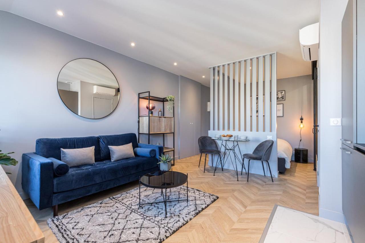 1 Su Ede - Dernier Etage Ascenseur - 1 Min Plage Et Zone Pietonne Nice Exterior photo
